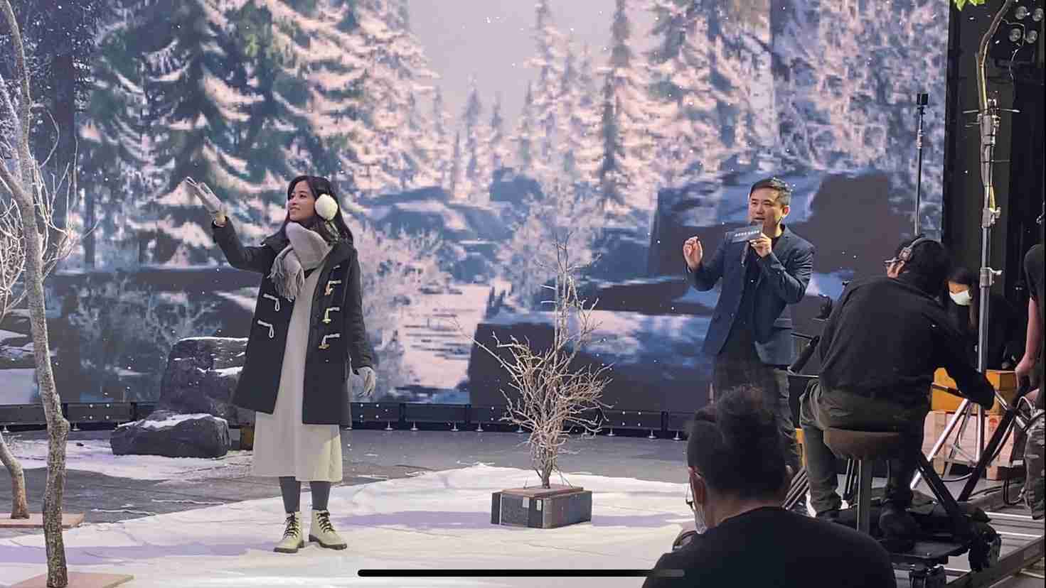 糖果派对以ALED先进显屏技术，，与金马奖视觉特效团队“再现影像”携手合作打造LED虚拟摄影棚，，，，提供沉浸式表演体验，，，，并精简拍摄成本与时间