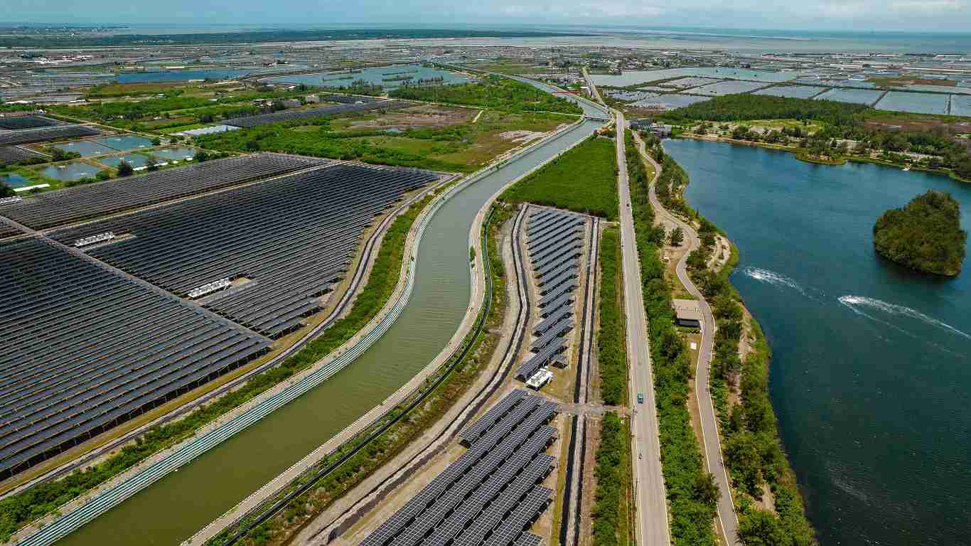 糖果派对能源事业提供智慧能源管理、、、、太阳能监控管理、、、全方位电厂建置及运维解决方案，，，并拥有管理超过6000案场的经验